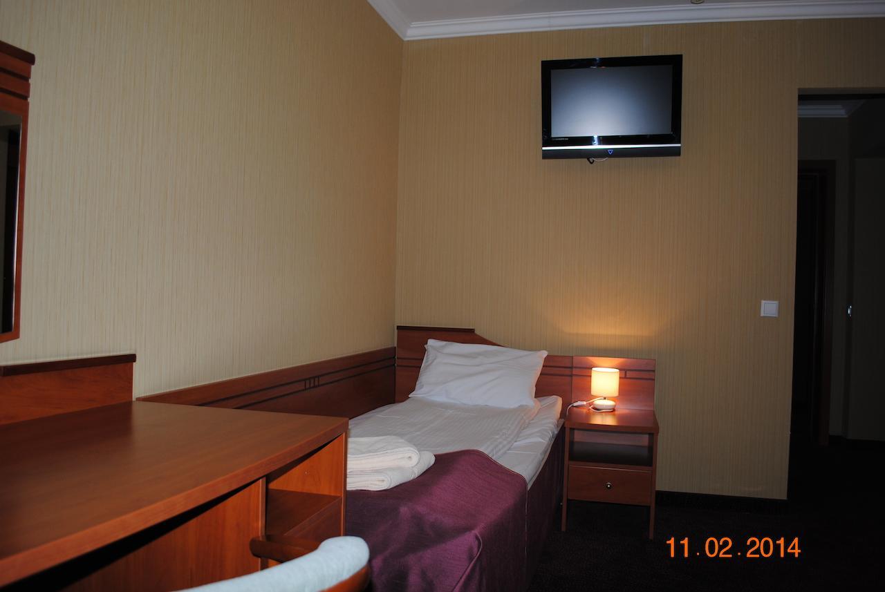 Hotel Zloty Mlyn Polichno Ruang foto
